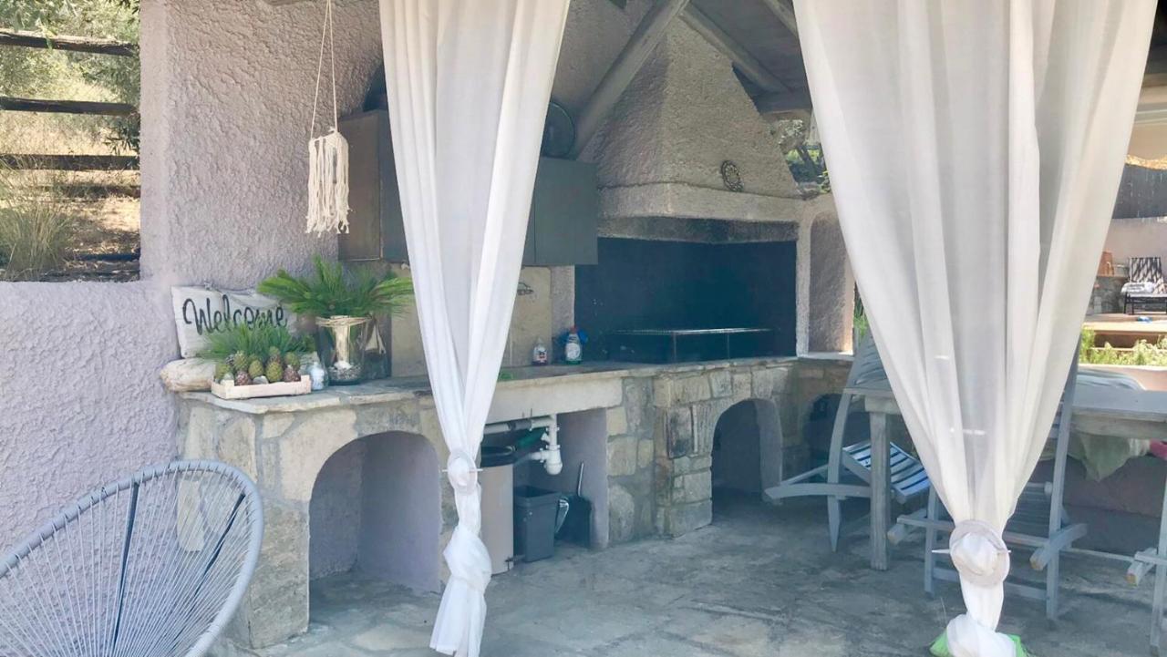 Sea View Villa In Olive Garden Nea Kallikrateia Екстериор снимка