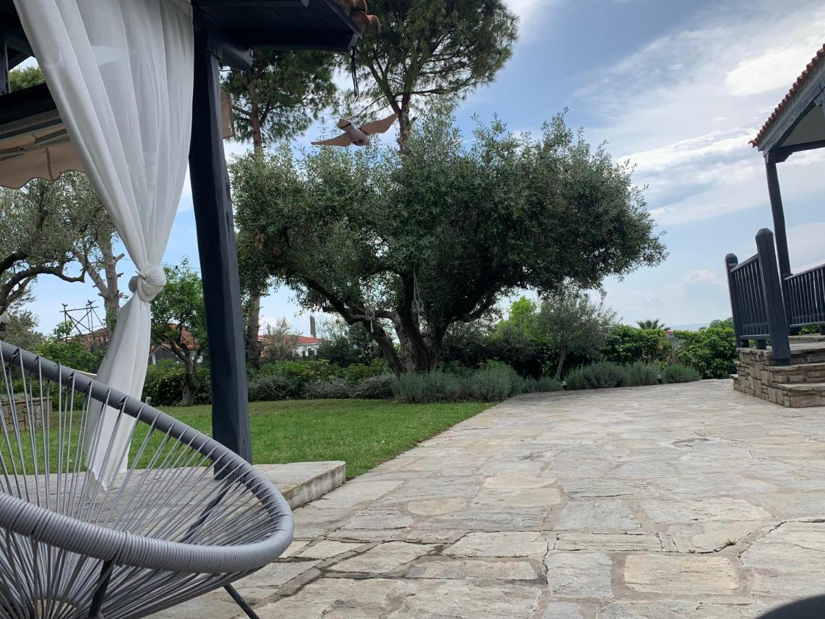 Sea View Villa In Olive Garden Nea Kallikrateia Екстериор снимка